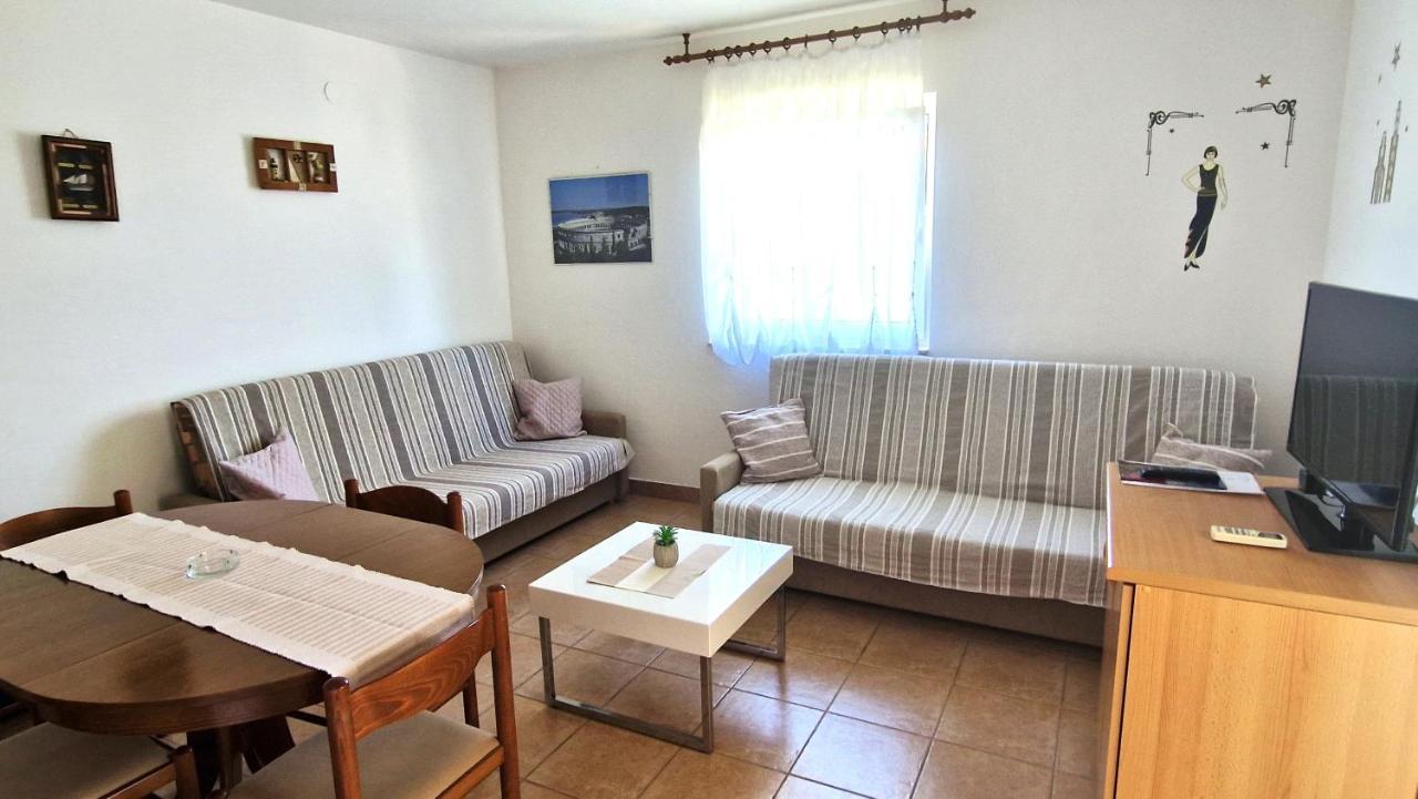 Apartment Hrzina Krk Town Extérieur photo